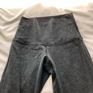 luliemon size 4 wunder under 7/8 length